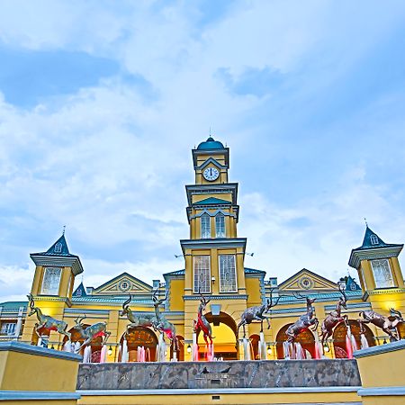 Gold Reef City Theme Park Hotel Johannesburg Exterior photo
